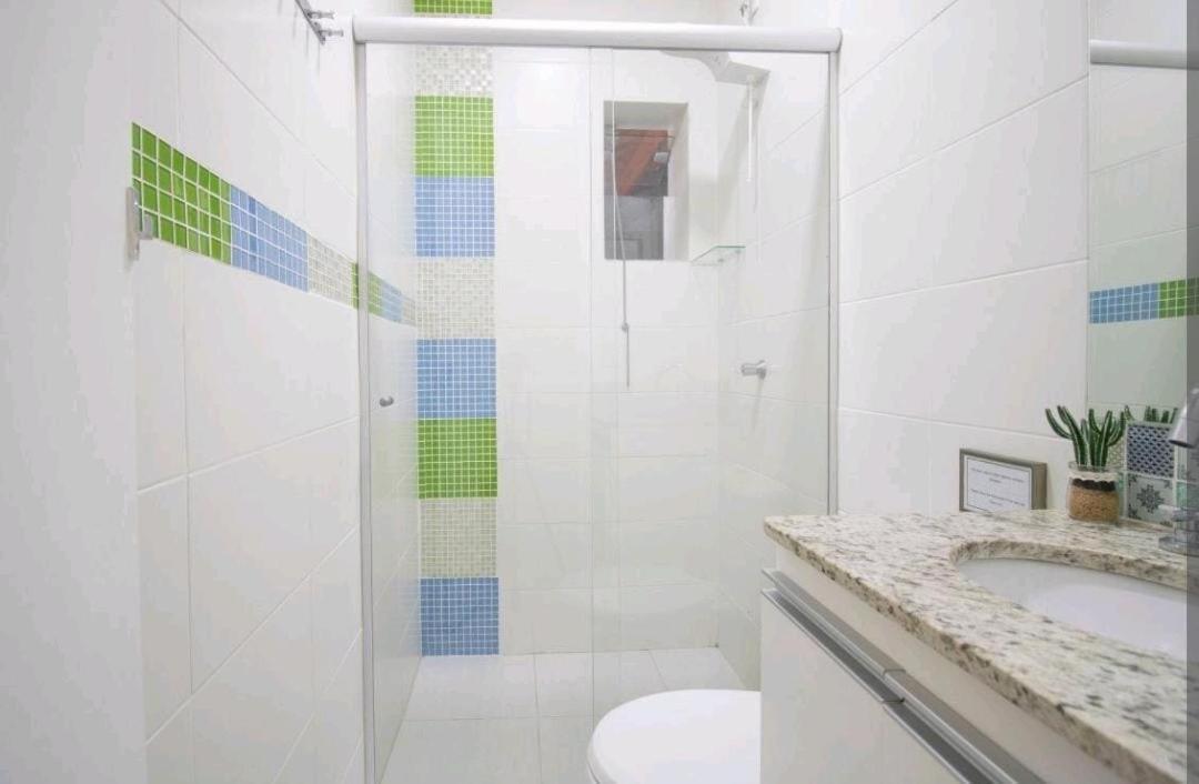 House For 12 People Near Aeroport Pousada