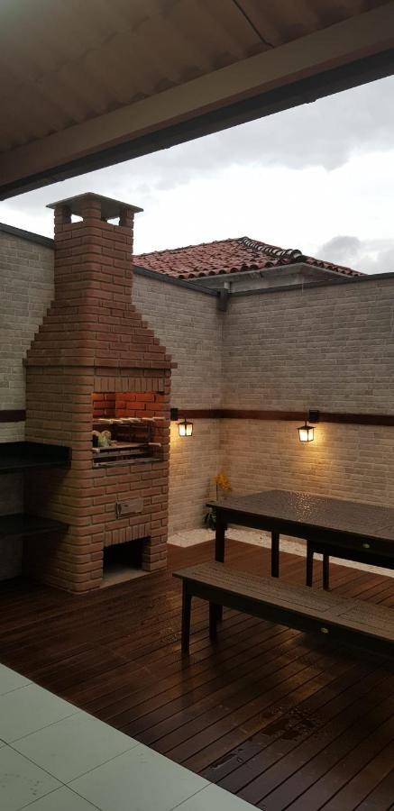 House For 12 People Near Aeroport