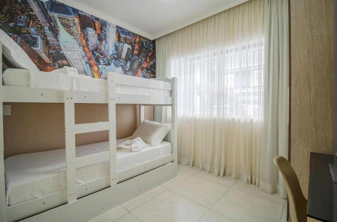 House For 12 People Near Aeroport São Paulo