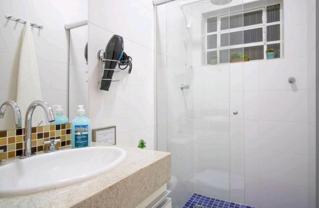 House For 12 People Near Aeroport Pousada São Paulo